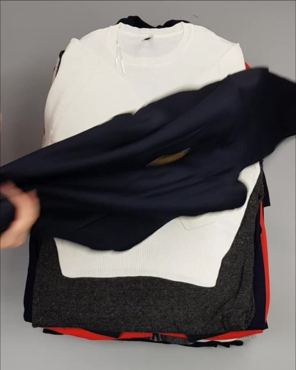 Фотография  615 - STRADIVARIUS Winter mix#15 кг, ЛОТ №2256 оптом в Благовещенске и Амурской области