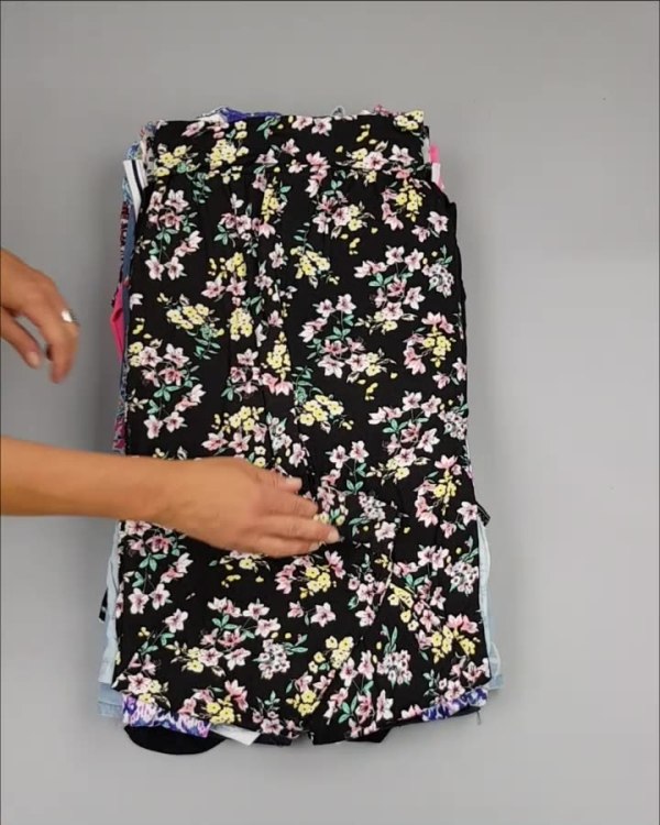 Фотография  386 - CUBUS детский микс лето (Children CUBUS mix)#15 кг, ЛОТ №2515 оптом в Благовещенске и Амурской области