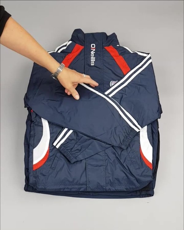 Фотография  556 - Куртки СПОРТ СТОК дети#10 кг , Лот№ 2644 оптом в Благовещенске и Амурской области