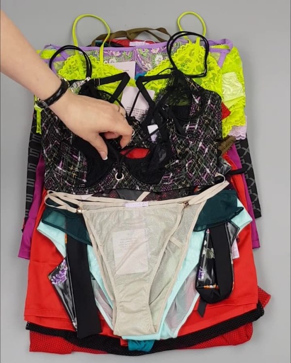 Фотография  848 - Нижнее белье Savage#50 шт, ЛОТ №4036 оптом в Благовещенске и Амурской области