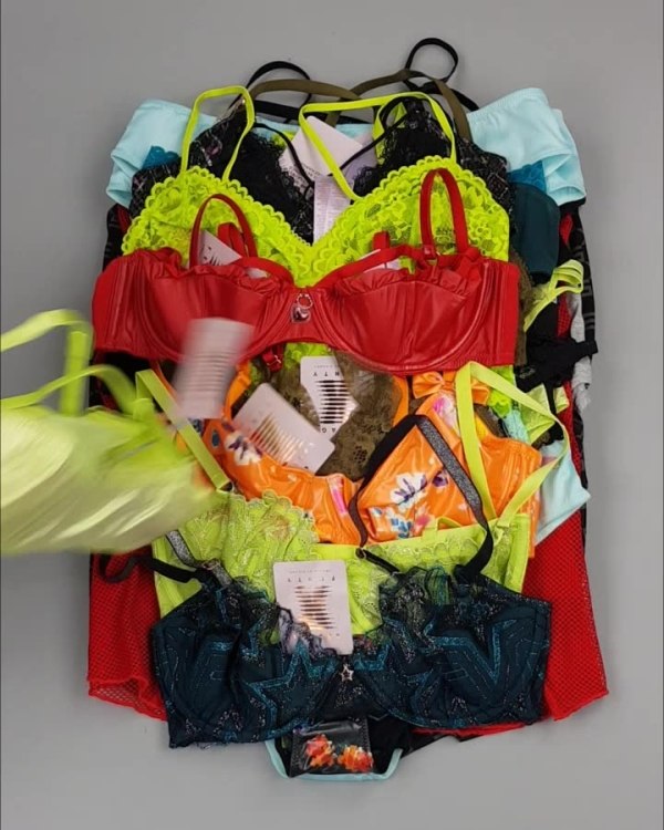 Фотография  954 - Нижнее белье Savage#57 шт, ЛОТ №4043 оптом в Благовещенске и Амурской области