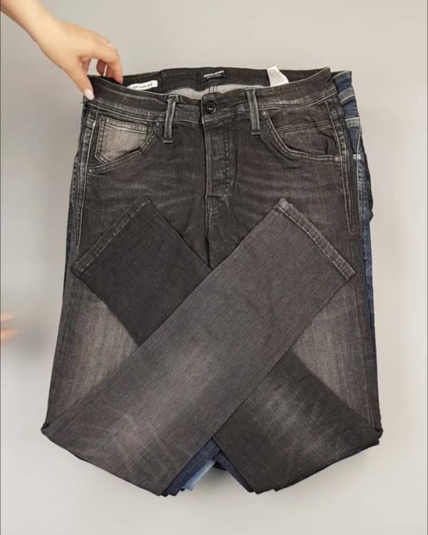 Фотография  604 - Джинсы Италия#20 шт, ЛОТ №4301 оптом в Благовещенске и Амурской области