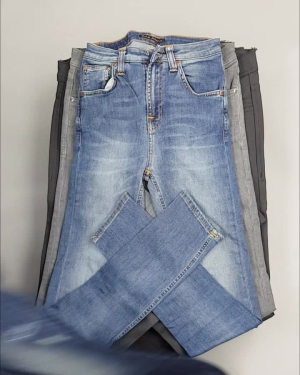 Фотография  230 - Джинсы Италия#20 шт, ЛОТ №4303 оптом в Благовещенске и Амурской области