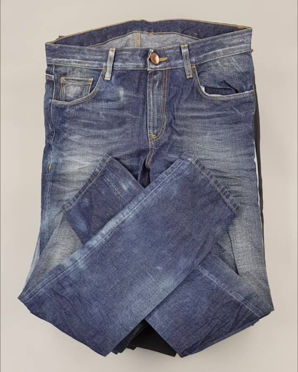 Фотография  788 - Джинсы Италия#20 шт, ЛОТ №4303 оптом в Благовещенске и Амурской области