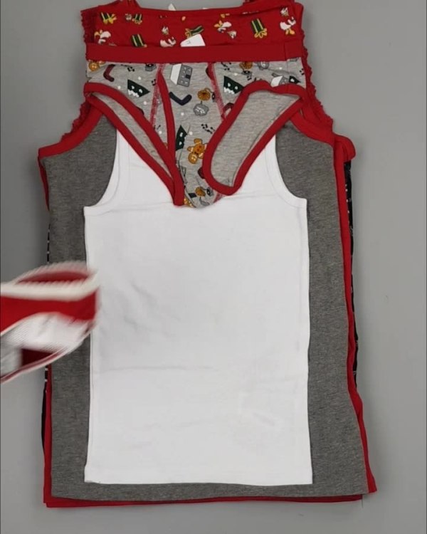 Фотография  926 - Нижнее белье CALZEDONIA дети#40 шт, ЛОТ №4443 оптом в Благовещенске и Амурской области