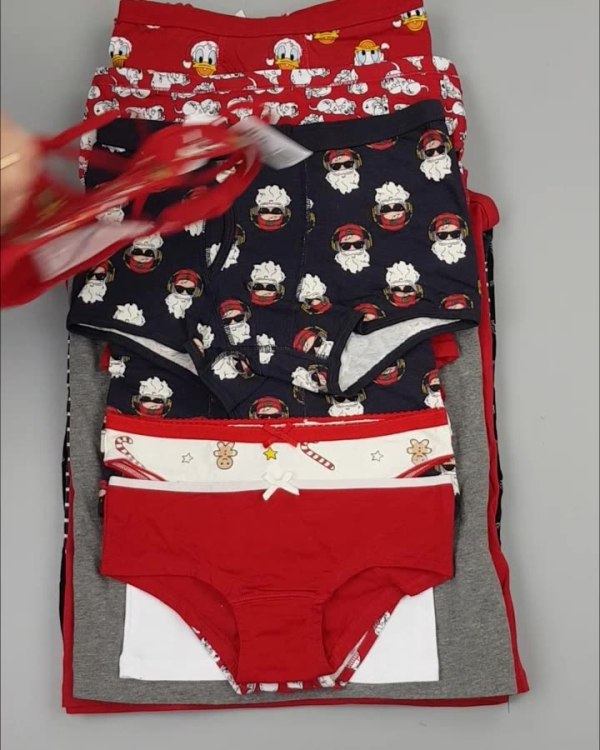 Фотография  697 - Нижнее белье CALZEDONIA дети#40 шт, ЛОТ №4443 оптом в Благовещенске и Амурской области