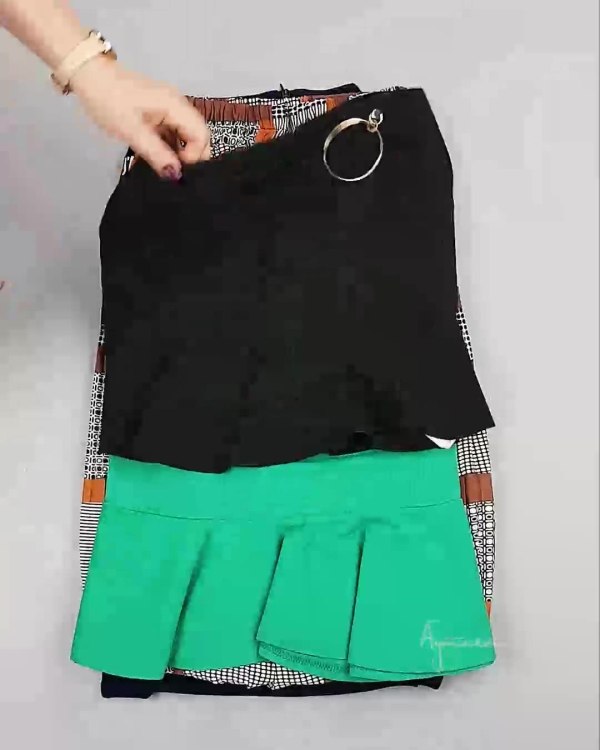 Фотография  726 - Юбки Корея#20 шт, ЛОТ №5061 оптом в Благовещенске и Амурской области