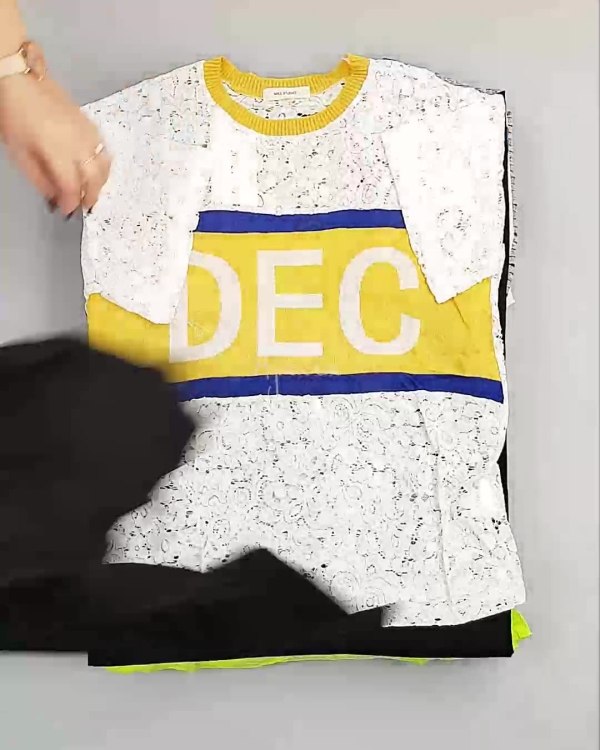 Фотография  586 - Футболки Корея#20 шт, ЛОТ №5068 оптом в Благовещенске и Амурской области