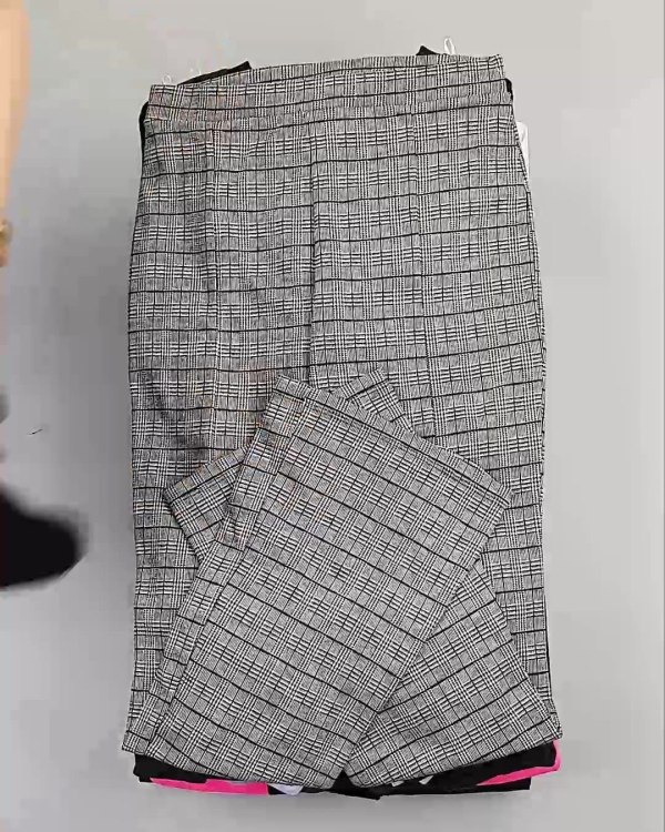 Фотография  639 - C&A Kids Winter 1023#7 кг, ЛОТ №5404 оптом в Благовещенске и Амурской области