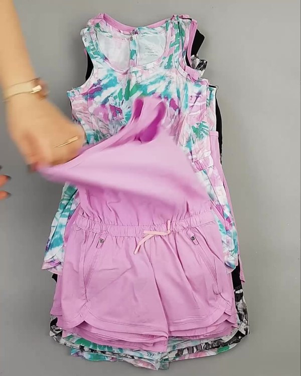 Фотография  957 - Комбинезоны детские CAN#5 кг, ЛОТ №5577 оптом в Благовещенске и Амурской области