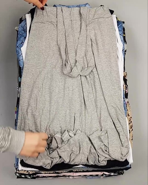 Фотография  310 - Платья Корея#20 шт, ЛОТ №5613 оптом в Благовещенске и Амурской области