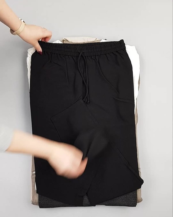 Фотография  381 - DK, Bestseller + Summer mix#15 кг, ЛОТ №5626 оптом в Благовещенске и Амурской области