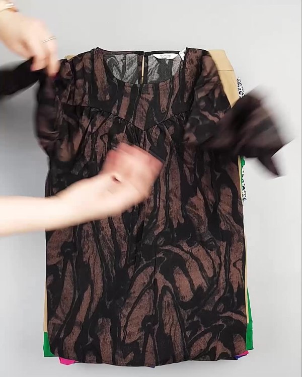 Фотография  206 - DK, Bestseller + Summer mix#15 кг, ЛОТ №5626 оптом в Благовещенске и Амурской области