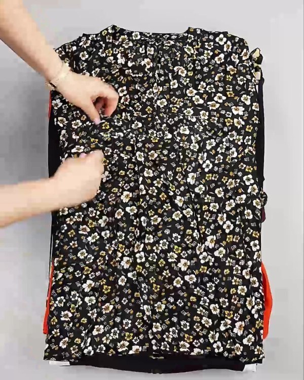 Фотография  684 - OVS Summer м/ж mix#15 кг, ЛОТ №5670 оптом в Благовещенске и Амурской области