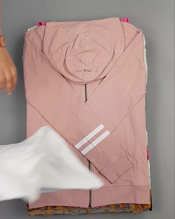 Фотография  537 - OVS Summer м/ж mix#15 кг, ЛОТ №5799 оптом в Благовещенске и Амурской области