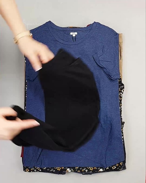 Фотография  320 - OVS Summer м/ж mix#15 кг, ЛОТ №5802 оптом в Благовещенске и Амурской области