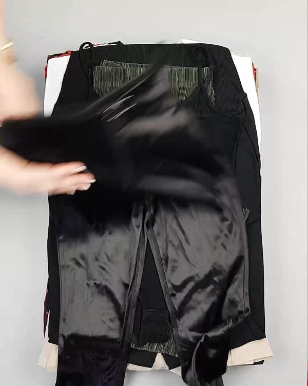 Фотография  346 - OVS Summer м/ж mix#15 кг, ЛОТ №5802 оптом в Благовещенске и Амурской области