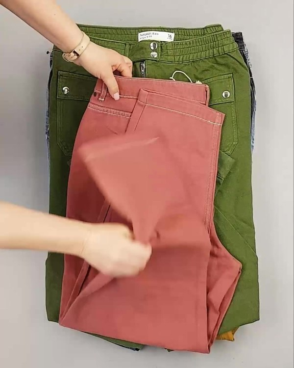 Фотография  916 - Джинсы NEXT Women#10 кг, ЛОТ №5876 оптом в Благовещенске и Амурской области