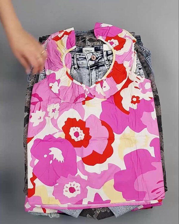 Фотография  534 - BESTSELLER WOMEN Summer mix#15 кг, ЛОТ №6020 оптом в Благовещенске и Амурской области