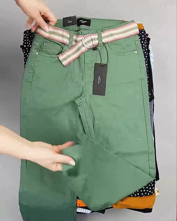 Фотография  405 - BESTSELLER WOMEN Summer mix#15 кг, ЛОТ №6021 оптом в Благовещенске и Амурской области