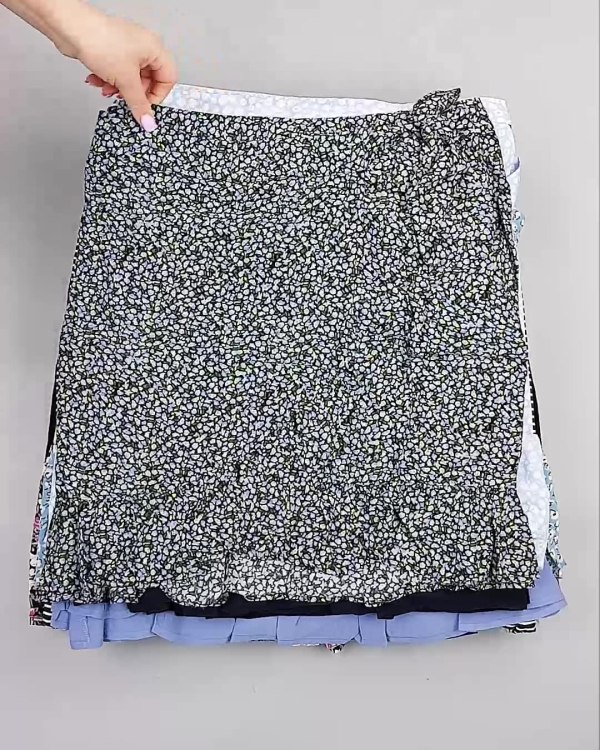 Фотография  662 - Юбки Bestseller 44#5 кг, ЛОТ №6121 оптом в Благовещенске и Амурской области