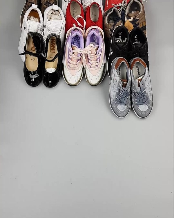 Фотография  382 - Обувь СТОК дети лето#15,7 кг, ЛОТ №6188 оптом в Благовещенске и Амурской области