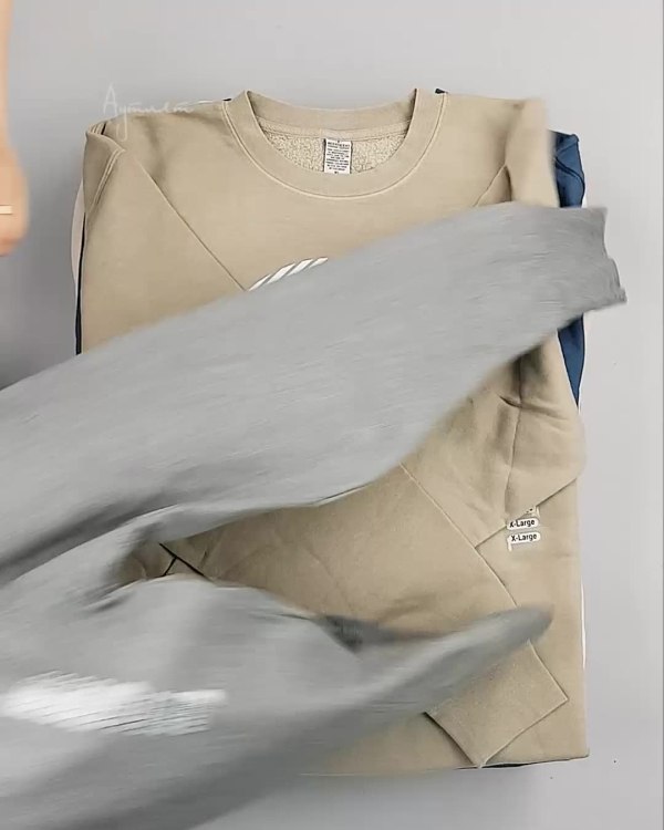 Фотография  584 - Толстовки СТОК CAN#15 кг, ЛОТ №6268 оптом в Благовещенске и Амурской области