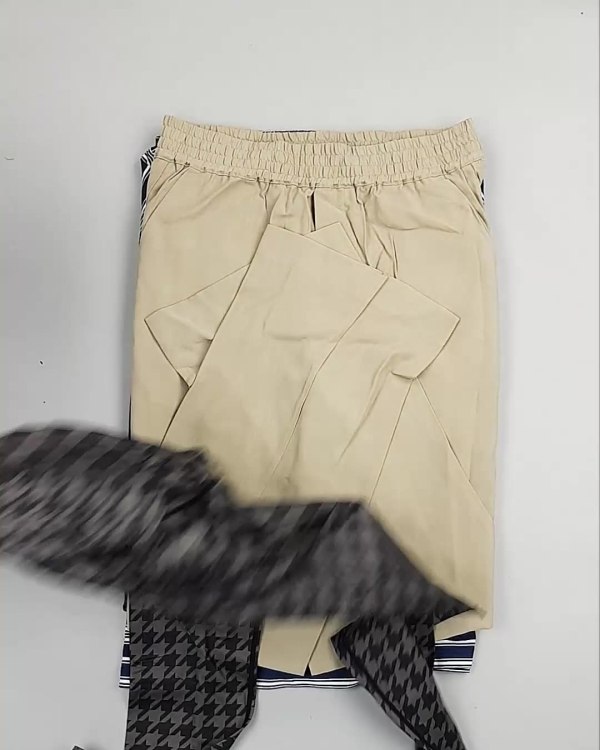 Фотография  761 - BRAND STOCK Summer#20 кг, ЛОТ №6303 оптом в Благовещенске и Амурской области