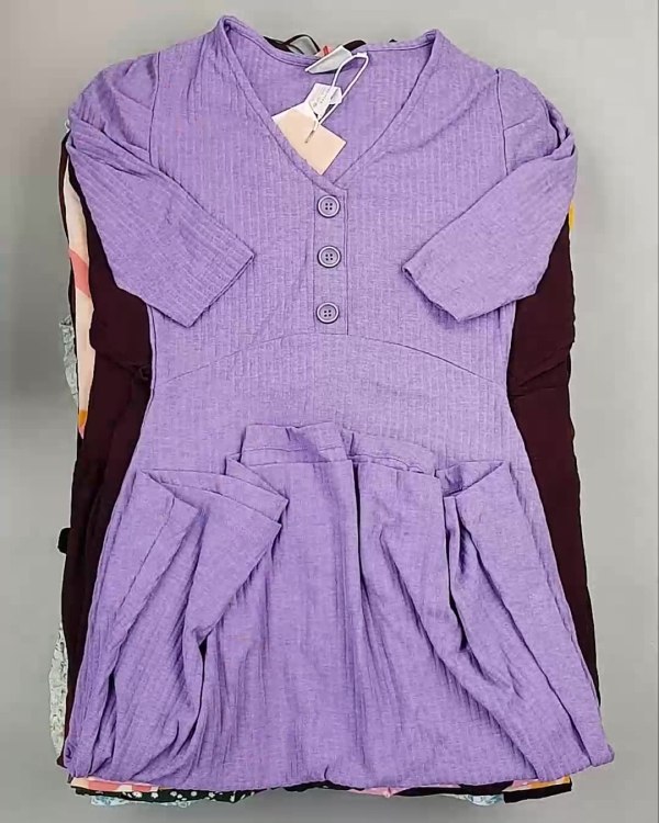 Фотография  557 - Платья Bestseller 44#5 кг, ЛОТ №6537 оптом в Благовещенске и Амурской области