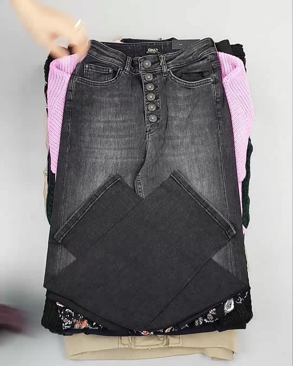 Фотография  924 - ONLY+Vero Moda Winter Mix 064#16,6 кг, ЛОТ №6544 оптом в Благовещенске и Амурской области