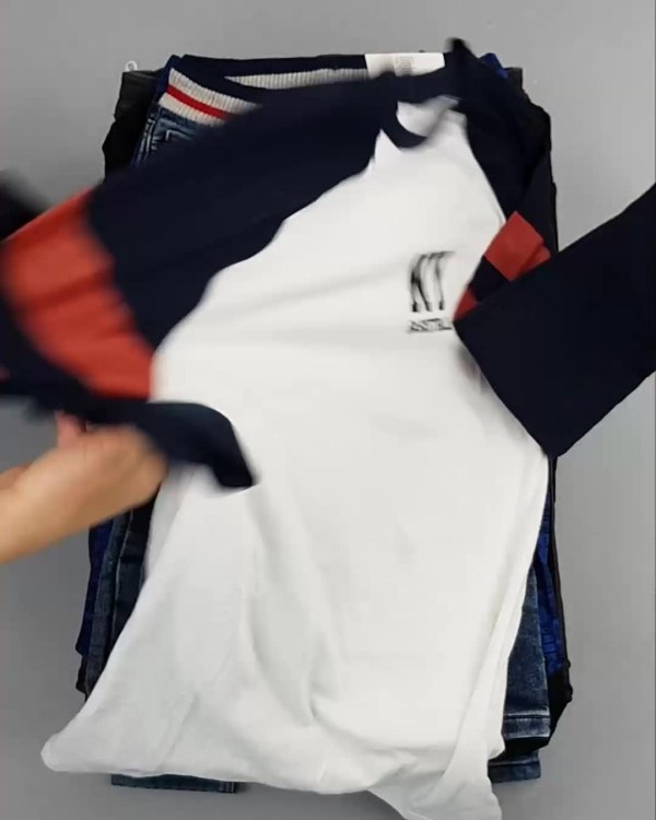 Фотография  932 - C&A BABY Kids Winter #7 кг, ЛОТ №6615 оптом в Благовещенске и Амурской области