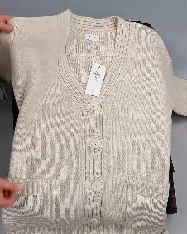 Фотография  248 - ДАНИЯ Winter mix 24#15 кг, ЛОТ №6709 оптом в Благовещенске и Амурской области