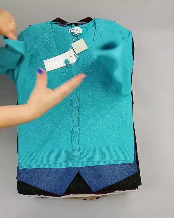 Фотография  962 - ONLY+Vero Moda Winter Mix 064#15 кг, ЛОТ №6844 оптом в Благовещенске и Амурской области