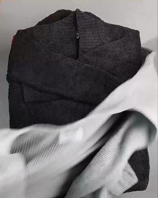 Фотография  932 - Кардиганы СТОК CAN#10 кг, ЛОТ №6888 оптом в Благовещенске и Амурской области