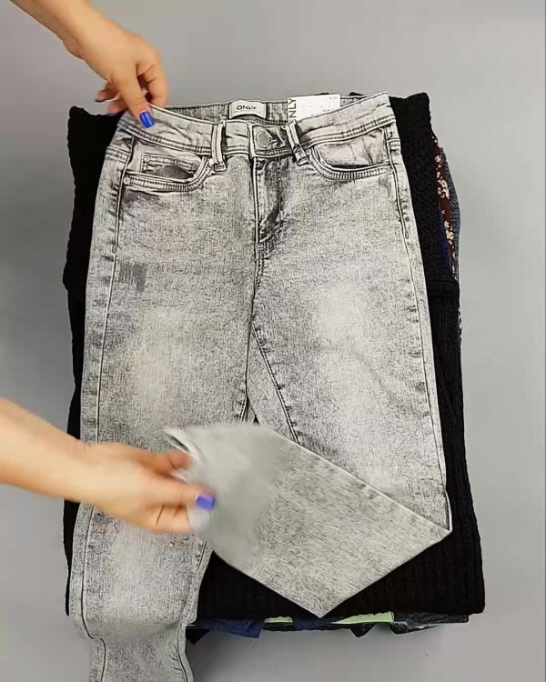 Фотография  379 - DK+Bestseller Winter mix 064#15 кг, ЛОТ №6896 оптом в Благовещенске и Амурской области