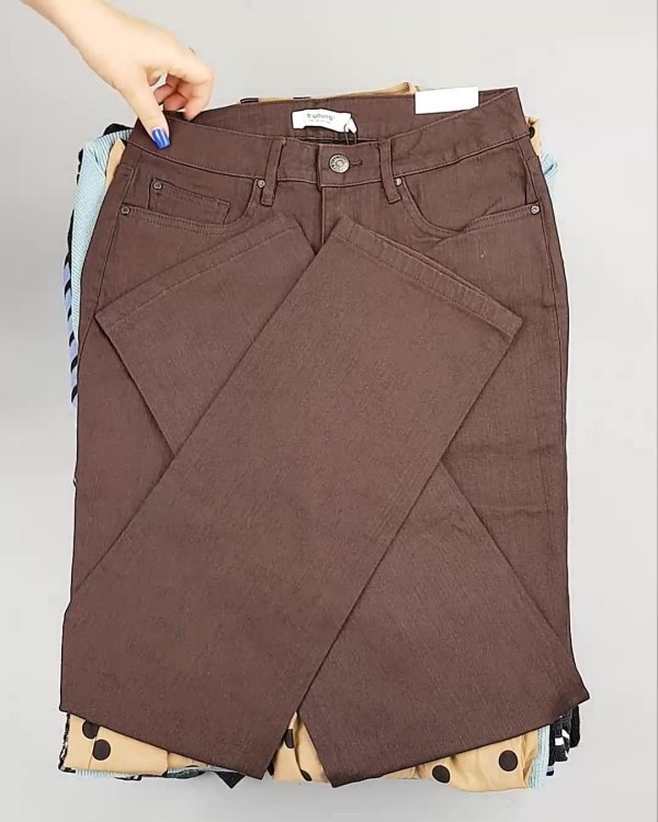 Фотография  241 - DK+Bestseller Winter mix 064#15 кг, ЛОТ №6896 оптом в Благовещенске и Амурской области