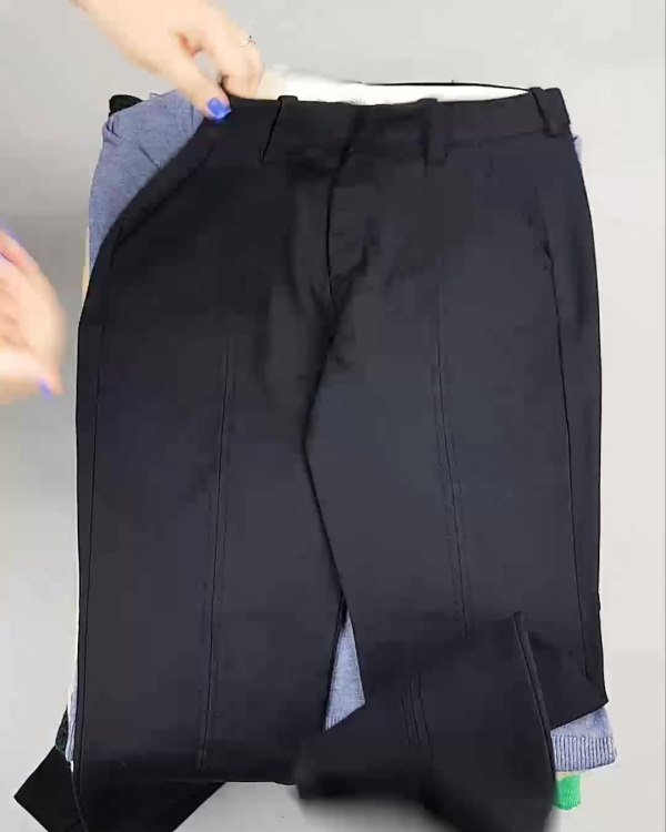 Фотография  234 - DK+Bestseller Winter mix 064#15 кг, ЛОТ №6898 оптом в Благовещенске и Амурской области