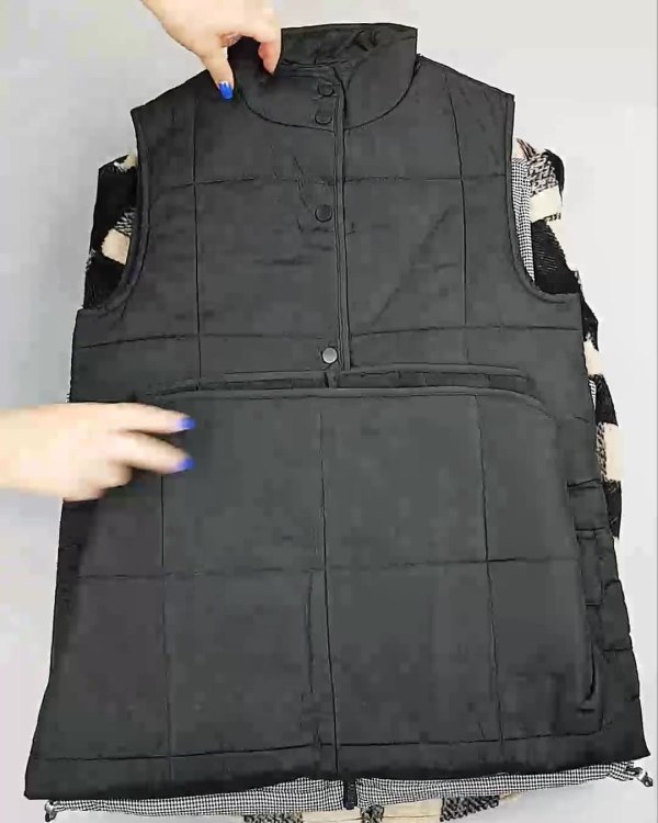 Фотография  250 - Верхняя одежда Дания#10,2 кг ЛОТ №6911 оптом в Благовещенске и Амурской области