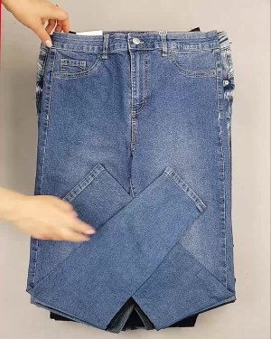 Купить Джинсы C&A ж/м#10 кг оптом в Благовещенске и Амурской области