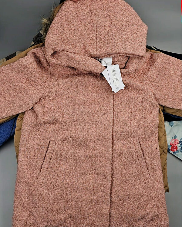 Фотография  186 - Верхняя одежда VILA#10,2 кг, ЛОТ №6826 оптом в Благовещенске и Амурской области