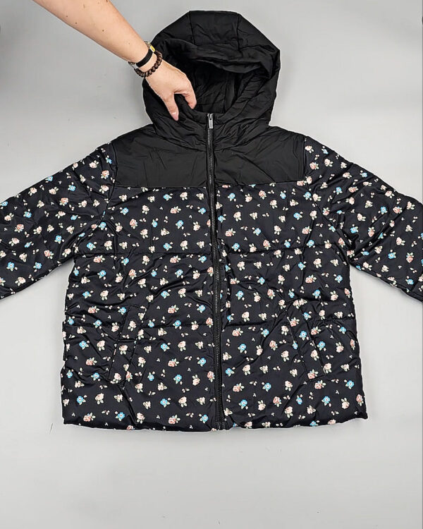 Фотография  873 - Верхняя одежда VILA#10,2 кг, ЛОТ №6825 оптом в Благовещенске и Амурской области