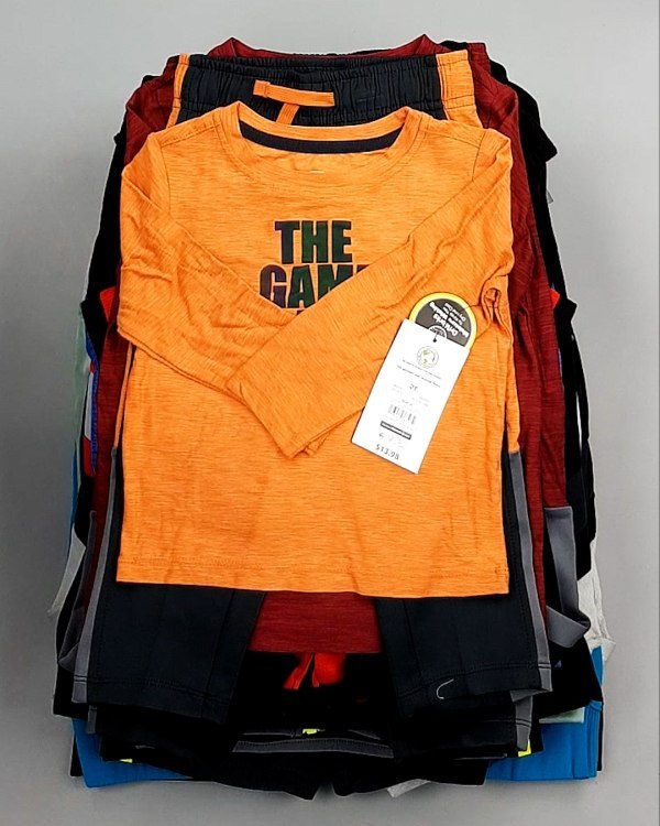 Фотография  337 - Спортивные костюмы дети CAN#6 кг оптом в Благовещенске и Амурской области