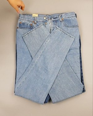 Фотография  273 - Джинсы LEVIS муж #7,6 кг, ЛОТ №7015 оптом в Благовещенске и Амурской области