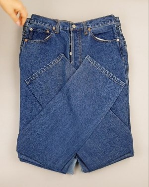 Фотография  670 - Джинсы LEVIS муж #7,7 кг, ЛОТ №7017 оптом в Благовещенске и Амурской области