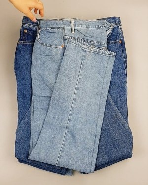 Фотография  378 - Джинсы LEVIS муж #7,7 кг, ЛОТ №7017 оптом в Благовещенске и Амурской области