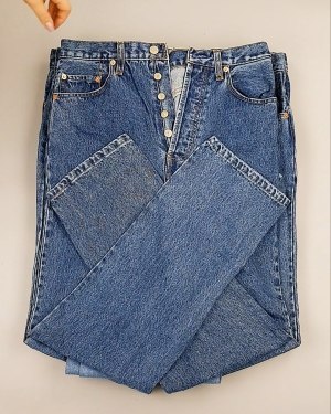 Фотография  395 - Джинсы LEVIS муж #7,5 кг, ЛОТ №7013 оптом в Благовещенске и Амурской области