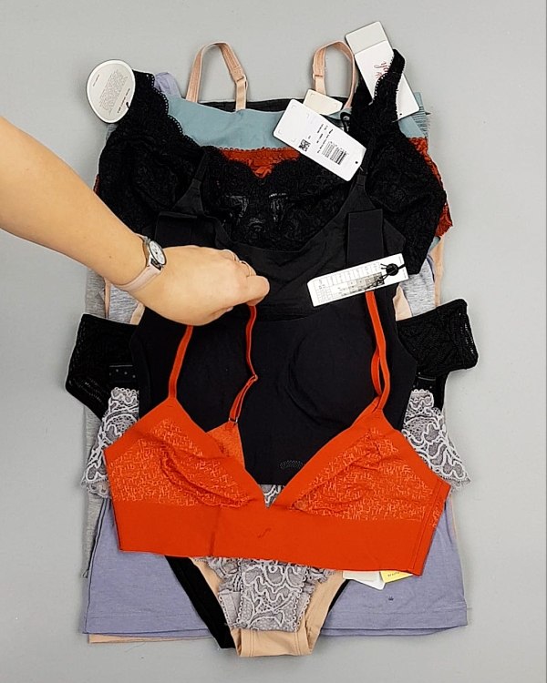 Фотография  340 - Нижнее белье TRIUMPH 104#33 шт, ЛОТ №7134 оптом в Благовещенске и Амурской области