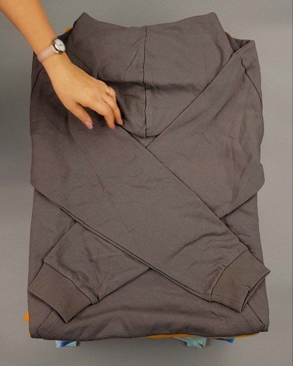 Фотография  998 - HOODIE CAN 084#10 кг, ЛОТ №7034 оптом в Благовещенске и Амурской области