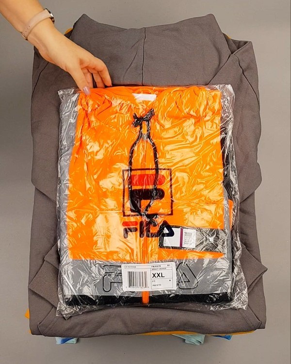 Фотография  151 - HOODIE CAN 084#10 кг, ЛОТ №7034 оптом в Благовещенске и Амурской области