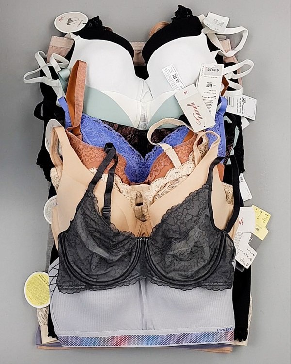 Фотография  212 - Нижнее белье TRIUMPH 104#33 шт, ЛОТ №7136 оптом в Благовещенске и Амурской области